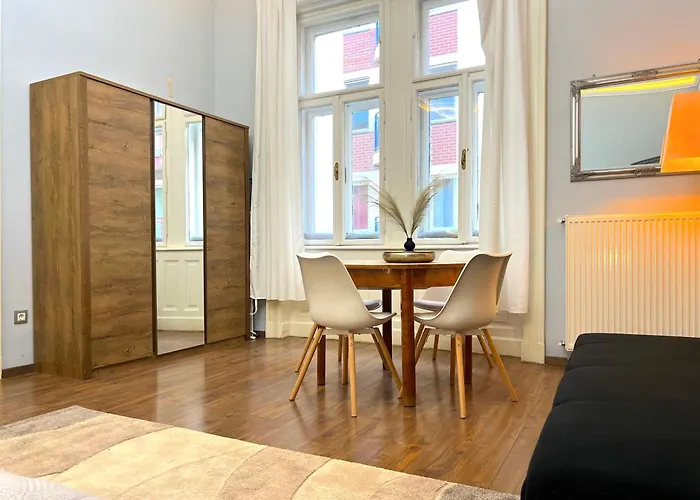 V6 Apartment By Small Home Budapest